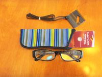 2 Pair Foster Grant 2.50 Reading Glasses with Loops & Cases