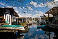 Hi-Look Microfiber Cleaning Cloth - Floating Homes in Portate Bay, Seattle