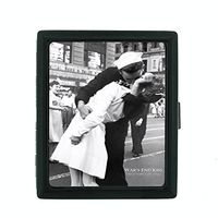 Metal Cigarette Case Vintage Poster D-024 Kissing On VJ Day - Nurse Kissing Sailor