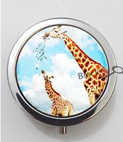 BlackKey Animal Giraffe Outline 3-Compartment Decorative Pocket Gift Box Case Organizer for Pill, Color 1 -410
