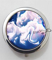 BlackKey Holographic Pattern 3-Compartment Decorative Pocket Gift Box Case Organizer for Pill, Color 1 -2108