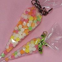 Packaging Bags Suppliers 20 Candy Holiday Gift Treat Bags Party CELLOPHANE Cone Clear Plastic 12''