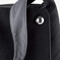 Speck A-Line Bag for iPad 2 & 3 - Black/Grey - NBK-AL10-A02A03