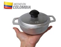 IMUSA USA GAU-80560 0.7Qt Traditional Colombian Mini Caldero (Dutch Oven) for Cooking and Serving, 0.7 Quart, Silver