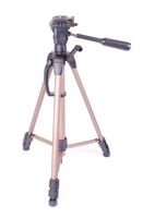 DURAGADGET Professional Extendable Tripod With Adjustable Legs And Spirit Level For Perfect Adjustment For Sony NEX-6L/B 16.1 MP Compact Interchangeable Lens Camera, Sony Cyber-Shot DSC-HX300 and Sony NEX-7K