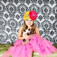 LA Linen Photography Background Damask Cloth Backdrop, 5 by 9-Feet, Black and White