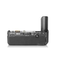 MEIKE MK-XT2 Professional Grip Equip 2.4G 100-Meter Wireless Remote Control Compatible with Fujifilm XT2