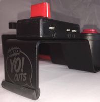Pratic yo! cut The portable turntable fader companion! Universal fit.