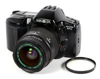 MINOLTA Maxxum SPxi SLR 35mm with Quantaray 28-80mm MX AF f/3.5-5.6 Lens and Data Back