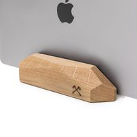 Woodcessories - Wooden Dock, Stand, Holder, Rest Compatible with Apple MacBook of Solid, Sustainable Wood - EcoRest (Oak)