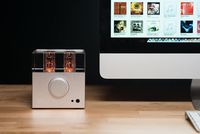 Woo Audio 2nd gen WA7 Fireflies Headphone Amplifier/DAC in Silver