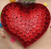 100pcs Fragrant Rose Bud Petal Soap Wedding Favor+ Heart Shape Box (red)