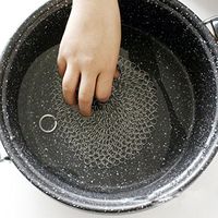 Round Stainless Steel 316 Cast Iron Cleaner Brush Scrubber for Cast Iron Pan Cast, Cooking, Camping or Travel,Tuscom (6×6'')