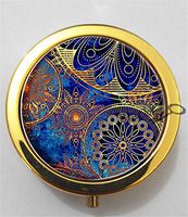 BlackKey Bohemian Pattern 3-Compartment Decorative Pocket Gift Box Case Organizer for Pill, Color 2 -2084