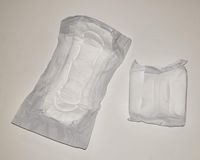 Maxithins MT4 48044-288 x Sanitary Napkins Pads - 12 Packs of 24 - Bulk Packed - Unscented Regular with Adhesive