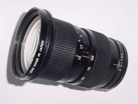 Canon FD 35-105 mm F3.5 MF Macro Zoom Lens