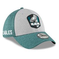 New Era 2018 3930 NFL Philadelphia Eagles Sideline Road Hat Cap Flex Fit (M/L)