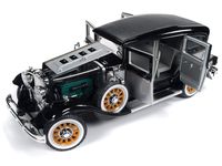 1931 Peerless Master 8 Sedan Black and Silver Limited Edition to 1,500 Pieces Worldwide 1/18 Diecast Model Car by Autoworld AW252