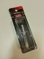 RadioShack Arctic Silver Ceramique 2 (2.7G) Tri-Linear Ceramic Thermal Compound