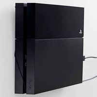 Wall mount for PlayStation 4 Original (PS4) by FLOATING GRIP® - Includes mount for 1x console - Color: Black - Patent pending and proprietary design - Made in Denmark