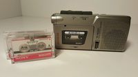 AIWA TP-M320 2-Speed Microcassette Voice-Activated Recorder