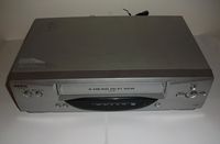 Sanyo VWM 696 HiFi VCR