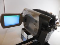 Panasonic DVD Palmcorder VDR-D105 Camcorder