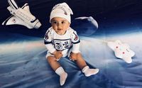 Astronaut Themed Baby Photography Kit (7-12 Months) for Baby Showers, Baby Gifts, Newborn mom Gifts and Baby Birthdays