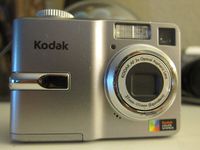 KODAK C743 7.1 MP Digital Camera with 3X Optical Zoom