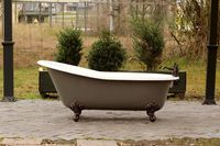 Grey Brown 67" Antique Inspired Cast Iron Porcelain Clawfoot Bathtub 5.5' Flat Rim Slipper Bathtub Package Bronze Feet