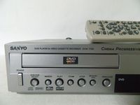 Sanyo DVW-7100A DVD Player / VCR Combo