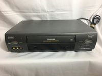 Toshiba M675 4 head VHS VCR Player Recorder