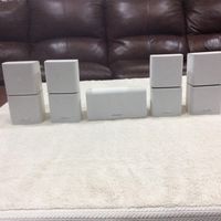 Bose acoustimass series 10 [[[[ 4+1 speakers only ]]]]