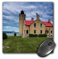 3dRose Mouse Pad Old Mackinac Point Lighthouse on Two Great Lakes, Michigan, USA, 8 x 8" (mp_259523_1)