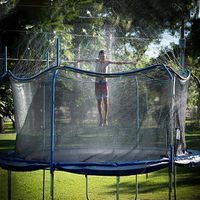 Trampoline Sprinklers Toy for Kids Trampoline Spray Water Park Fun Summer Outdoor Water Game Toys Trampoline Accessories, Made to Attach On Trampoline Safety Net Enclosure