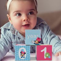 Disney Baby Girls Minnie Mouse Monthly Milestone Photo Sharing Age Blocks, Age 0-24M, 3 Blocks Gift Set