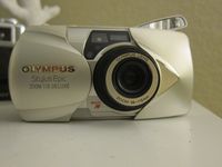 OLYMPUS Stylus Epic Zoom 115 Deluxe 35mm Camera Kit