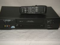 MITSUBISHI TwinPerfecTape Hi- Fi Stereo VCR with Remote Control, Perfect!