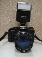 MINOLTA X700 35 MM CAMERA WITH FLASH