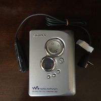 SONY WM-FX521 AM/FM Stereo Cassette Walkman(R) - Silver