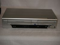 Funai WV20V6 SV2000 DVD Recorder and VCR Combo