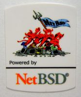 Powered by NetBSD Linux Sticker 19 x 24mm [498]