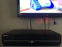 Samsung V6700 DVD/ VHS Player, combo unit HiFi Stereo NTSC, PAL