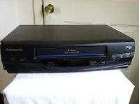 Panasonic PV-V4020 VCR Video Cassette Recorder 4-Head Hi-Fi Stereo Omnivision VHS Player. VCR-Plus+. Works Great.
