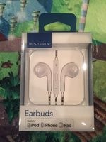 Insignia Earbuds Headphones In-Line Volume Control Microphone White NS-CAEP013