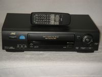 JVC Pro-Cision 4 HEAD Hi-Fi Stereo VCR, Mdel #HR-VP670U.