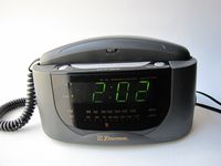 Emerson AM/FM Clock Radio with Telephone CKT9008