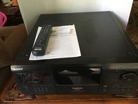 Sony CDP-CX250 MegaStorage 200 CD Changer Player 200 Compact Disc Deck CD Text Ready Digital Optical Out