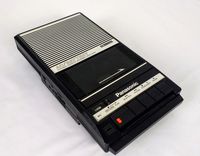 Panasonic Slim Line Portable Cassette Recorder Speaker AC & Battery Model RQ-2104