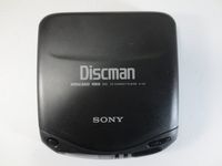 Sony D-131 Discman with Headphones